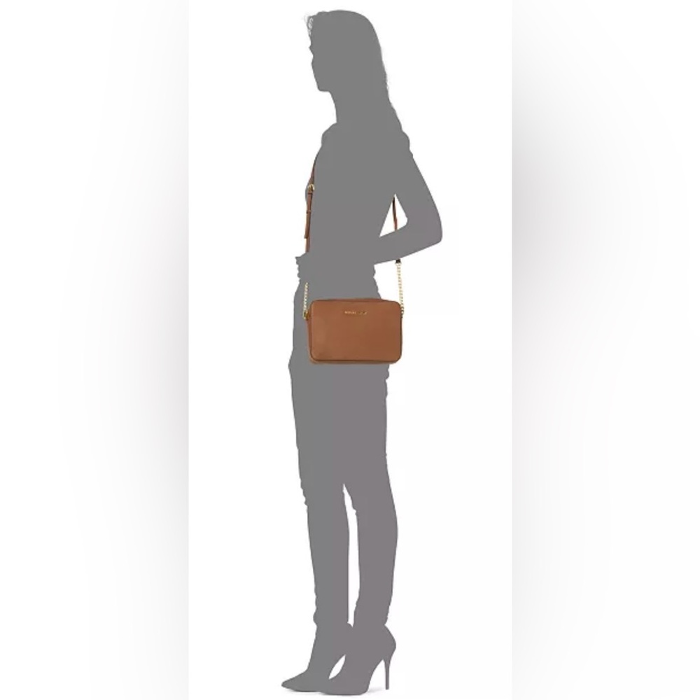 ♦️SOLD♦️ Michael Kors Large Leather Jet Set Item East West Crossbody Brown - Picture 15 of 15